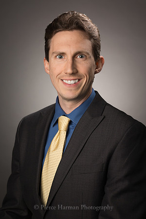 Abbvie Group 5 Headshots-9402