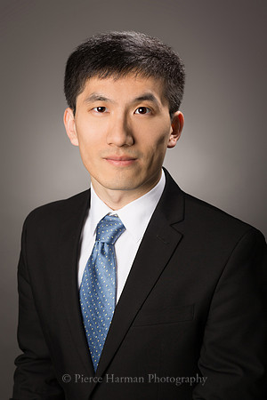Abbvie Group 5 Headshots-8989
