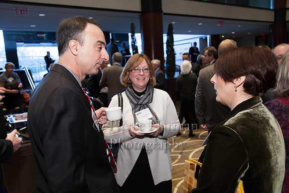 AIM Economic Panel 2013-48