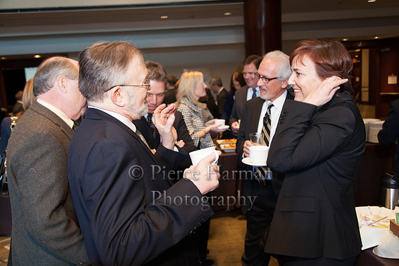 AIM Economic Panel 2013-50