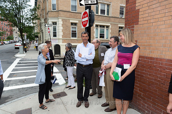 UW_Fenway CDC-8771
