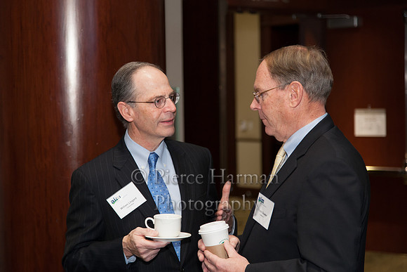 AIM Economic Panel 2013-34