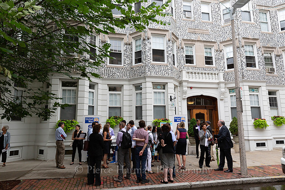 UW_Fenway CDC-8661