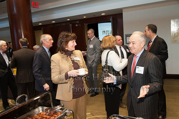 AIM Economic Panel 2013-33