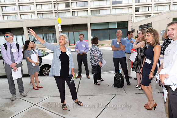 UW_Fenway CDC-8747